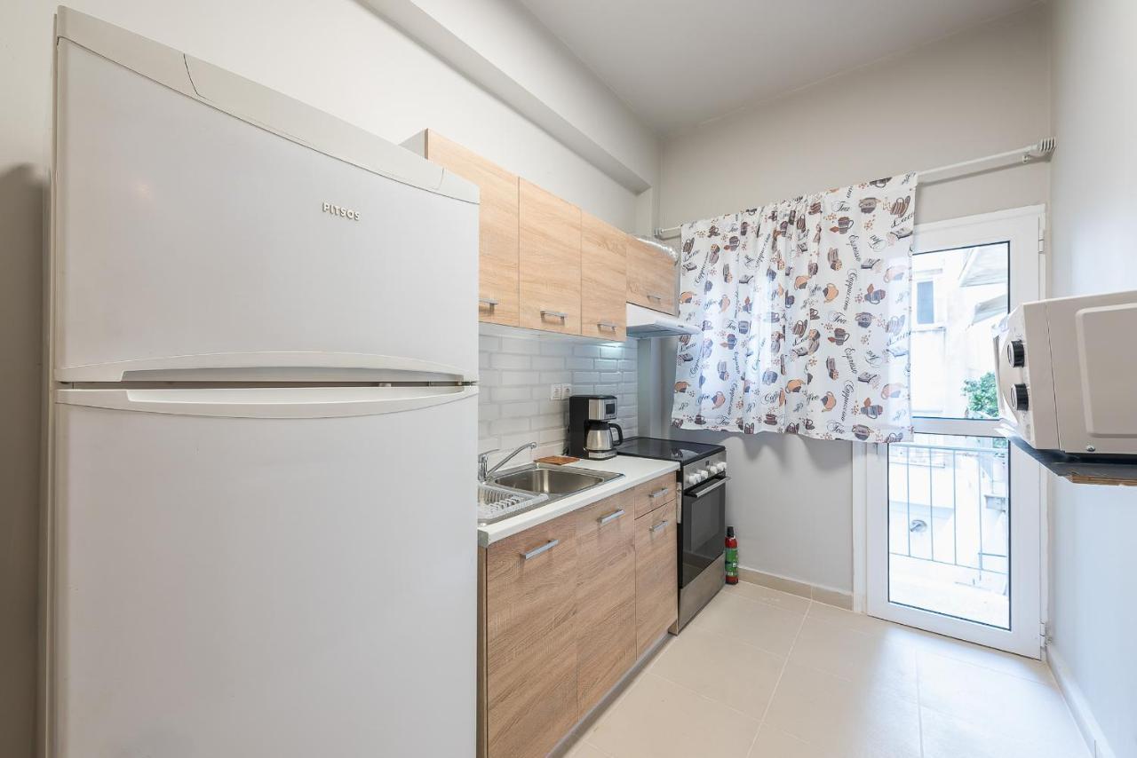 Modern City Apartment By Cloudkeys Aten Exteriör bild