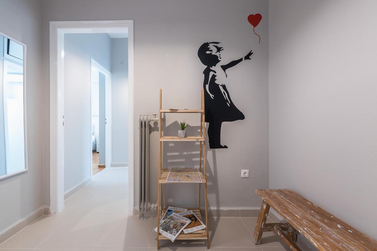 Modern City Apartment By Cloudkeys Aten Exteriör bild